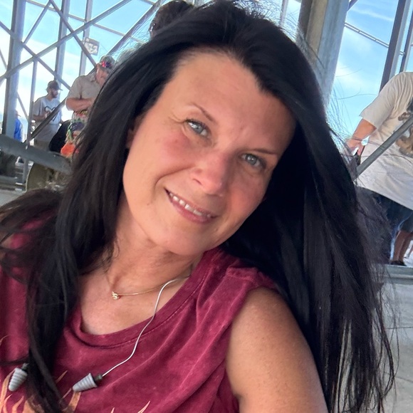 Meet your Posher, Misty - Picture 1 of 1